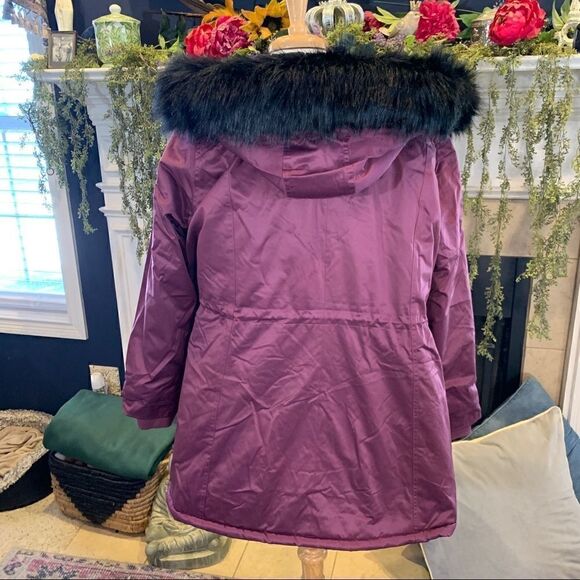 Torrid coat  - Picture 9 of 11